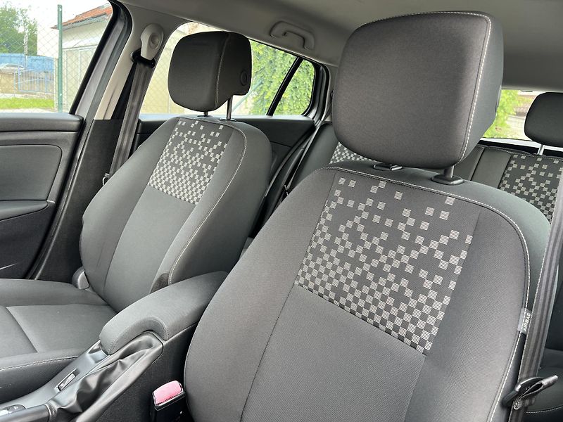 Renault Mégane 1.5DCi KLIMA TEMPOMAT odp.DPH - fotka 10 z 44