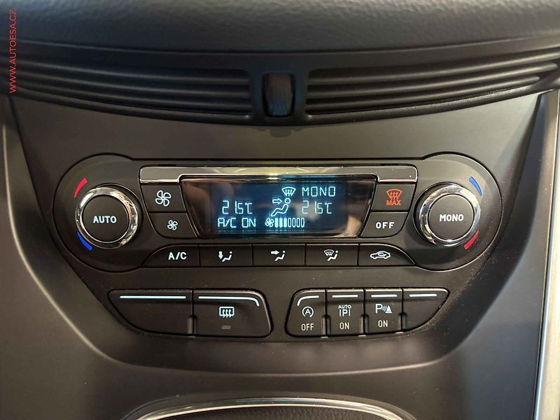 Ford C-MAX (2011) 1.6 EB ČR, Xenon - fotka 15 z 16