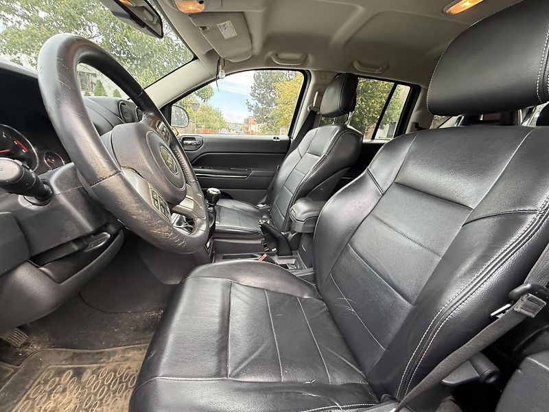 Jeep Compass (2013) 2.2 CRDi 120kw 2013-nepojízdné - fotka 8 z 10