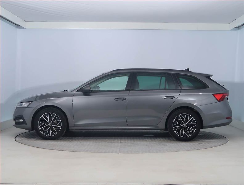 Škoda Octavia (2023) Ambition 2.0 TDI - fotka 3 z 18