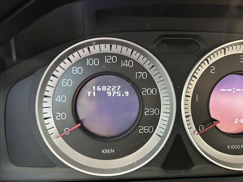 Volvo S60 1,6   D2,84kW - fotka 13 z 22
