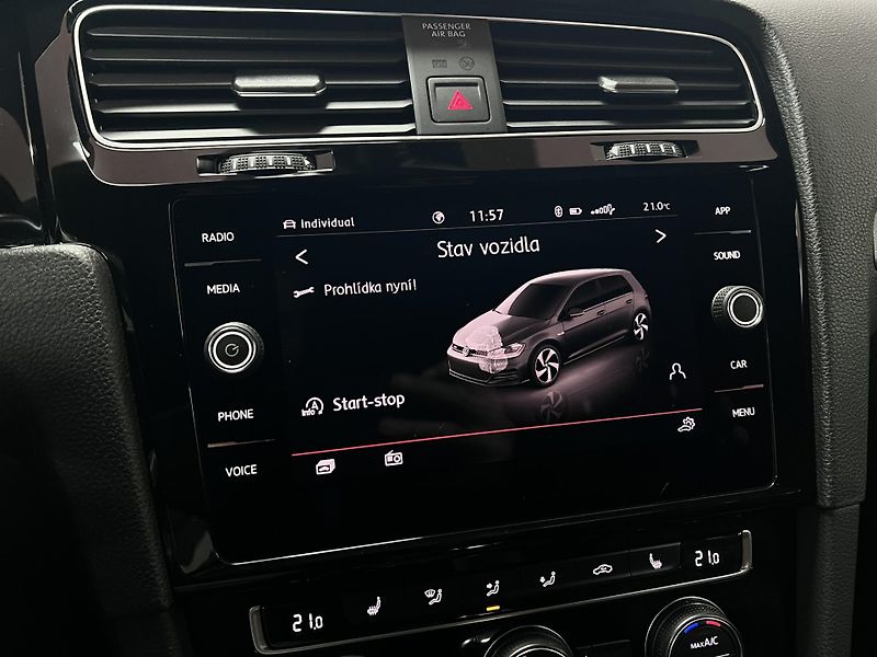 Volkswagen Golf GTI Performance 180 kW - fotka 34 z 50