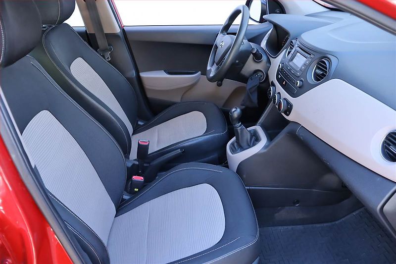 Hyundai i10 (2014) 1.0, Serv.kniha - fotka 9 z 15