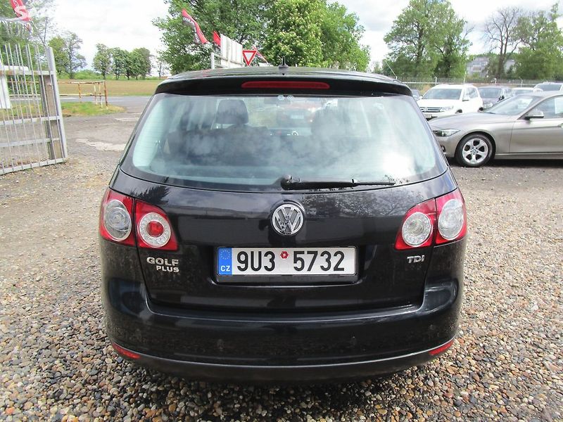 Volkswagen Golf Plus 1,9TDI - 77KW - NOVÁ STK - fotka 6 z 21