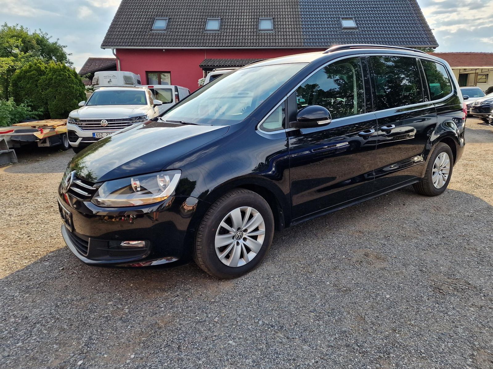 Volkswagen Sharan 2,0TDI 4MOTION 7MÍST TAŽNÉ 