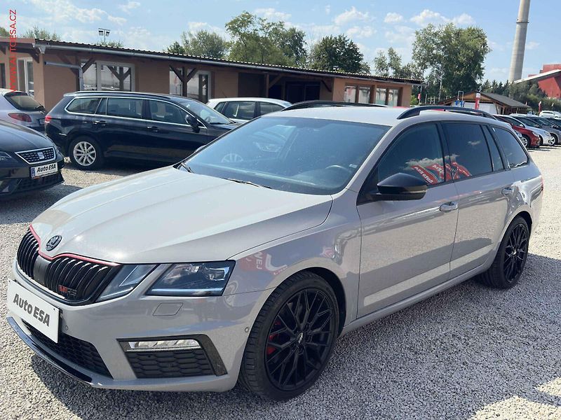 Škoda Octavia (2020) 2.0 TDi RS, 2.maj, RS, DSG - fotka 3 z 19