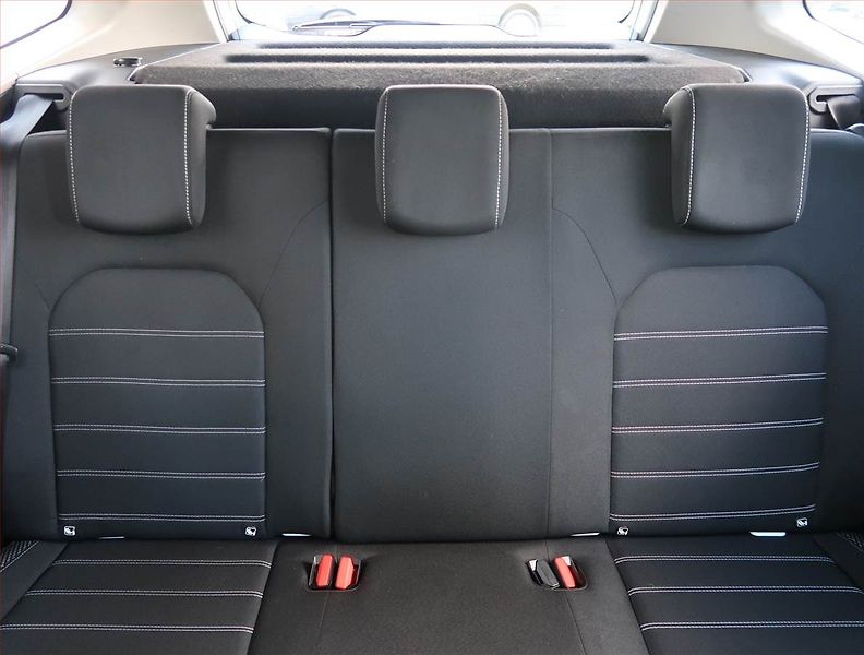 Dacia Duster (2018) 1.6 SCe, LPG, Navi, Tempomat - fotka 10 z 21