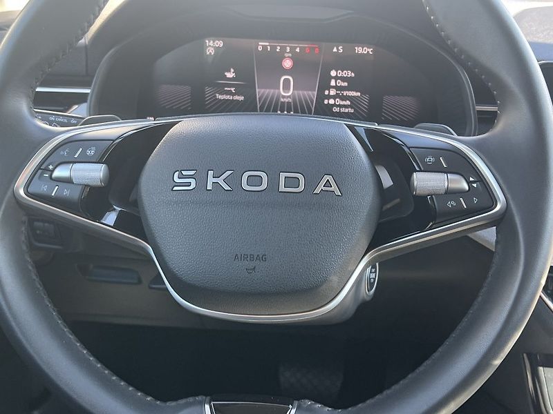 Škoda Kamiq Top Selection 1.0 TSI 85 kW - fotka 20 z 27