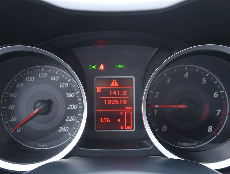 Mitsubishi Lancer (2009) 1.8 MIVEC, Serv.kniha - fotka 11 z 16