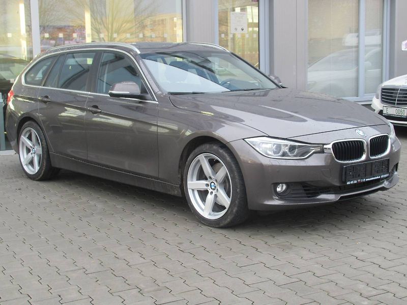 BMW Řada 3 (2013) 330d 190KW xDrive! - fotka 1 z 26