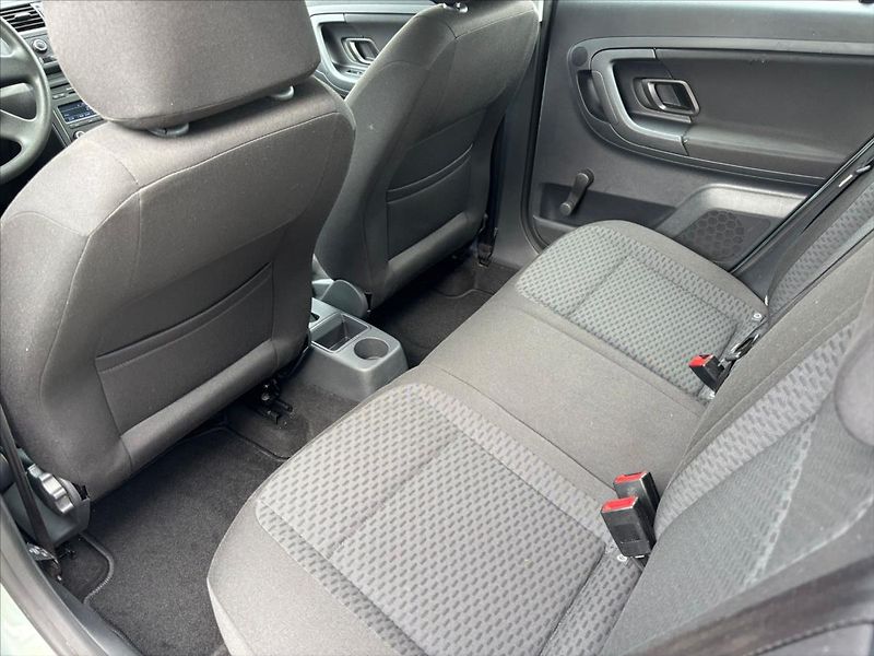 Škoda Fabia 1,2 TSI  Top výbava + Serviska - fotka 18 z 22