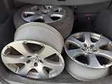Volkswagen Touran (2007) Cross 2.0 TDi - náhled 21