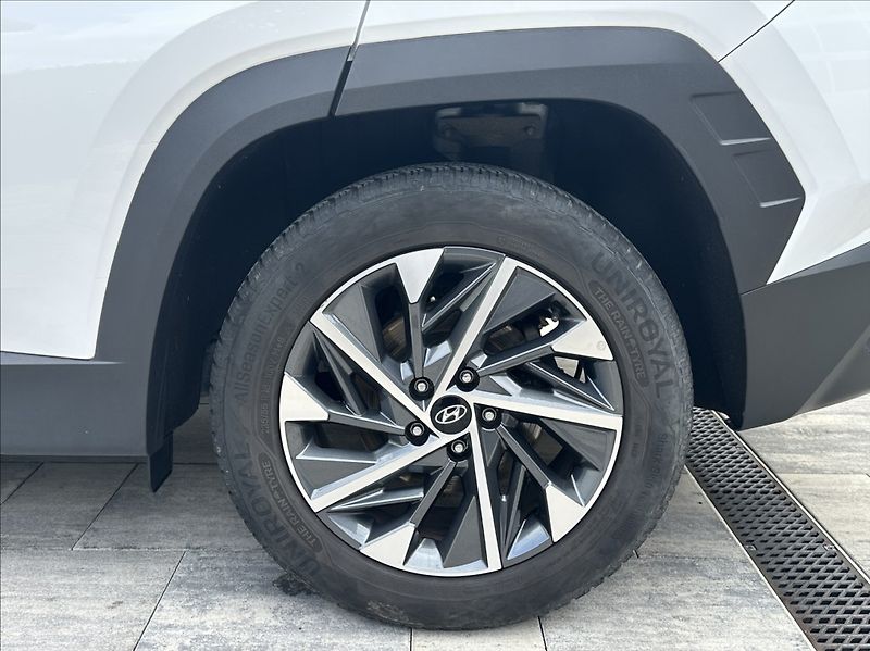 Hyundai Tucson 1,6 T-GDI 150PS  Smart A/T - fotka 45 z 55