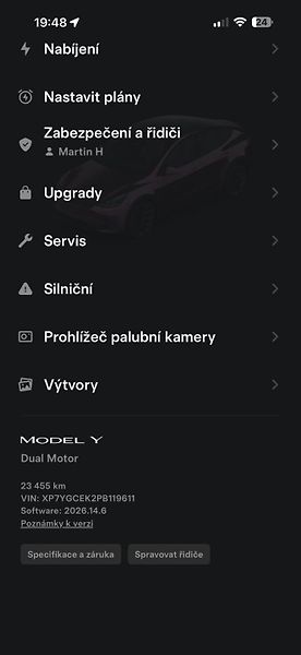 Tesla Model Y (2023) - fotka 19 z 23