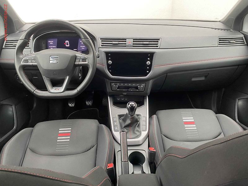 Seat Arona (2020) 1.0 TSi, FR, LED, navi - fotka 8 z 18