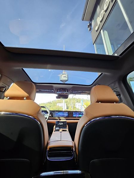 Dongfeng Voyah Passion PHEV (2024) VOYAH PASSION PHEV - fotka 17 z 26