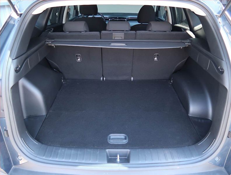 Hyundai Tucson (2021) 1.6 T-GDI - fotka 14 z 16