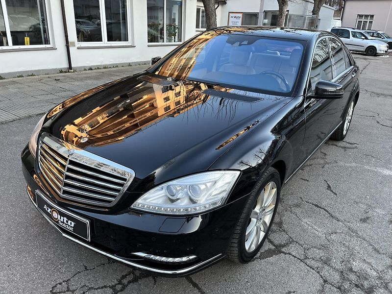 Mercedes-Benz Třídy S (2013) 500 4Matic - fotka 6 z 42