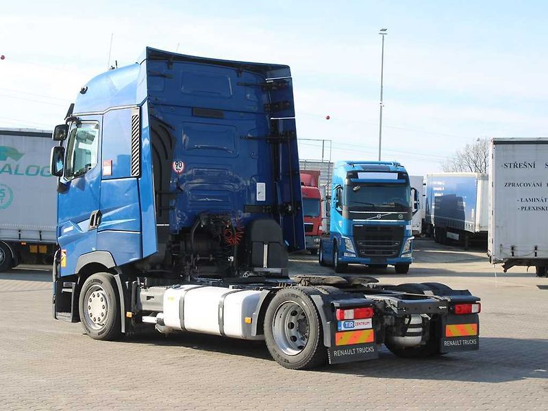 Renault T 520,HIGH SLEEPER CAB, EURO 6 - fotka 4 z 17