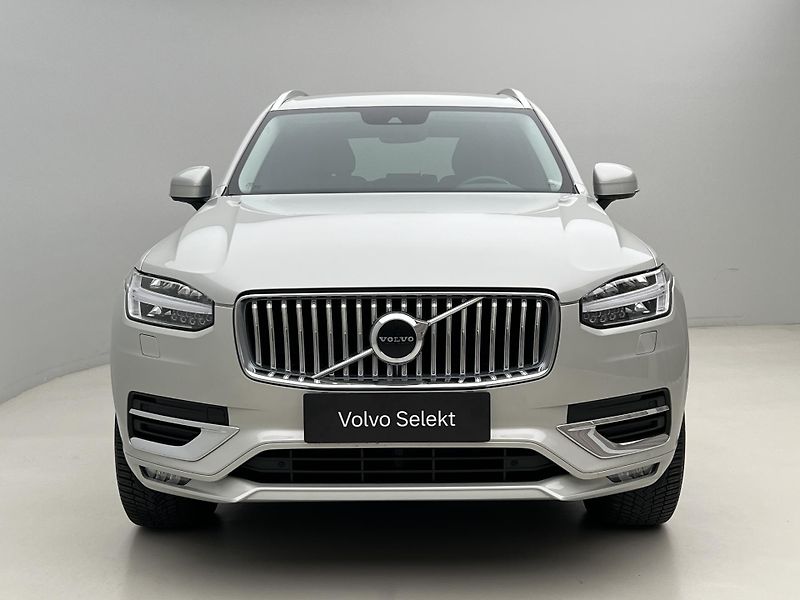 Volvo XC90 B5 AWD INSCRIPTION AUT 1. maj. - fotka 14 z 47