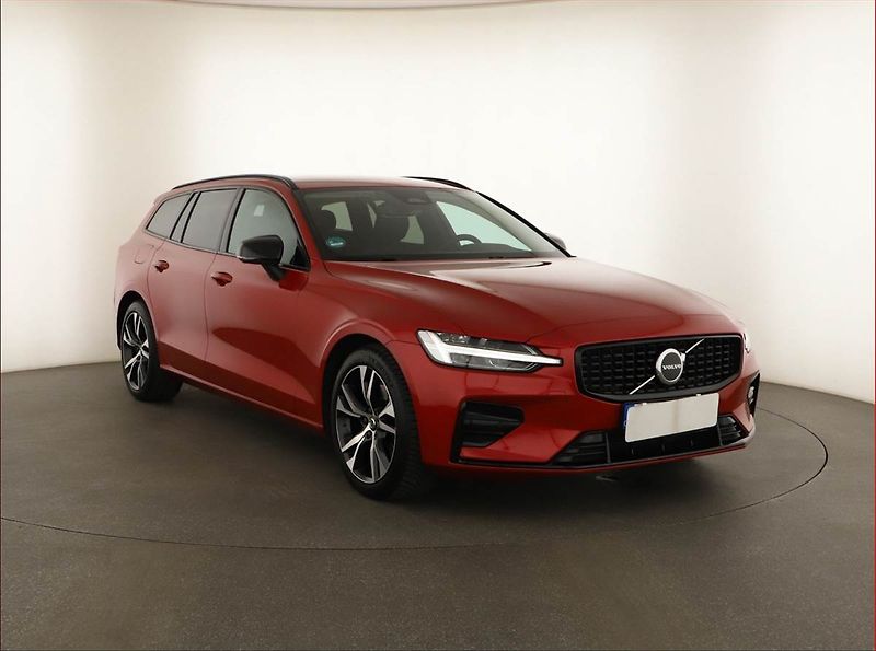 Volvo V60 (2024) B4 - fotografie inzerátu