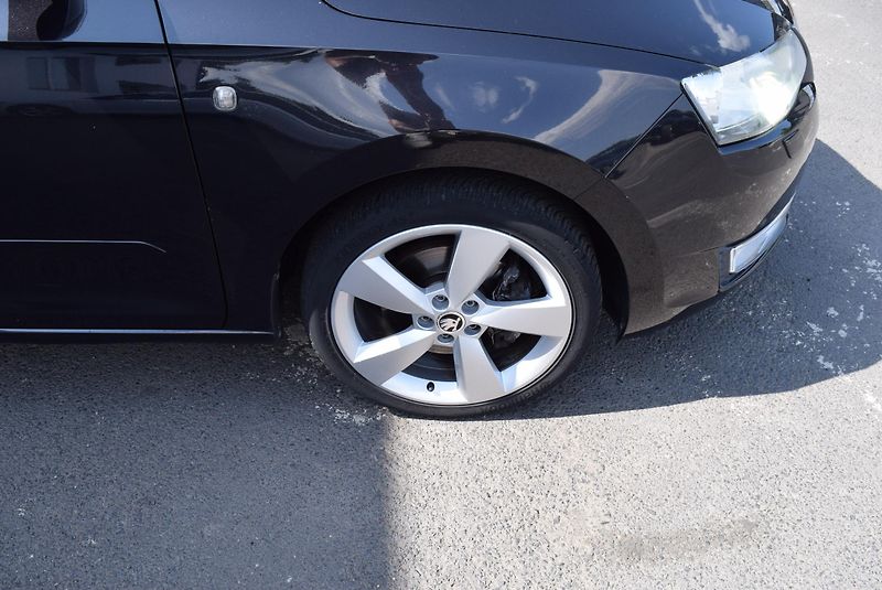 Škoda Rapid (2014) 1.2TSI 77kw ELEGANCE XEN ALU  - fotka 5 z 48