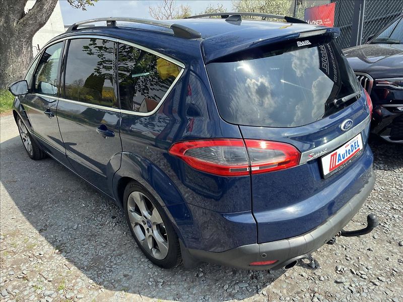 Ford S-MAX 2,2 TDCi 147kW  ACC,Xenon,Navi - fotka 3 z 45