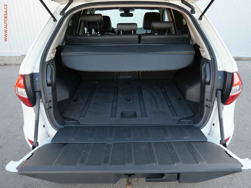 Renault Koleos (2012) 2.0 dCi 4x4, 2.maj,ČR, Xenon - fotka 7 z 22