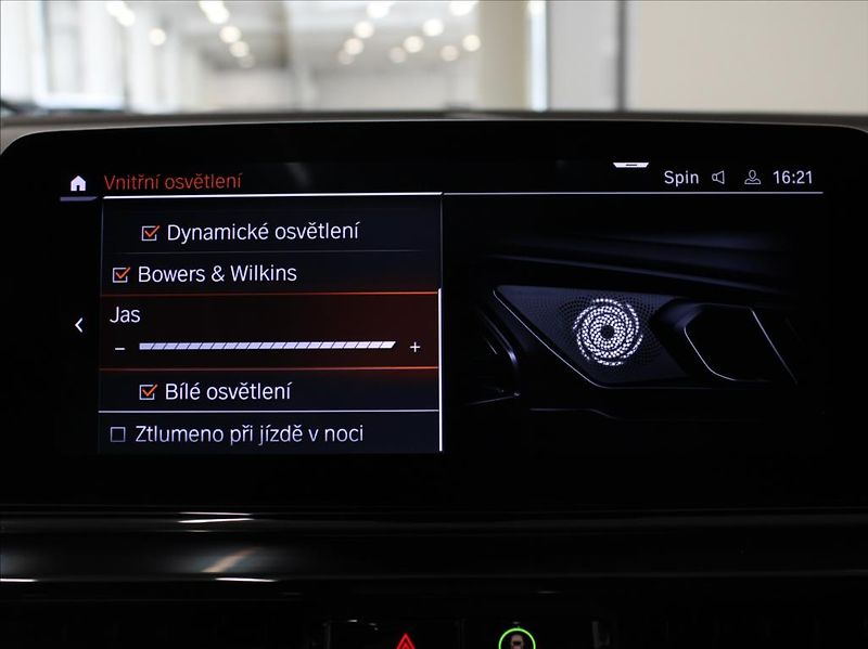 BMW Řada 8 M850I B&O Laser 1.maj.ČR   4,4 - fotka 19 z 41