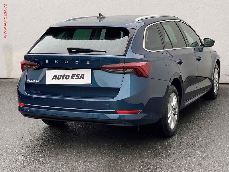 Škoda Octavia (2021) 2.0 TDi, Ambition, DSG - fotka 4 z 21