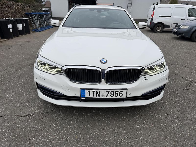 BMW Řada 5 (2019) 530 d - fotka 1 z 11