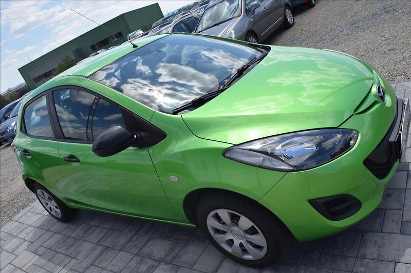 Mazda 2 1,4 I 55KW NOVÁ STK KLIMA - fotka 4 z 39