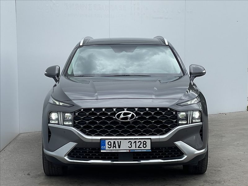 Hyundai Santa Fe 2,2 CRDi 4x4 DCT Style TZ+PANO - fotka 21 z 22