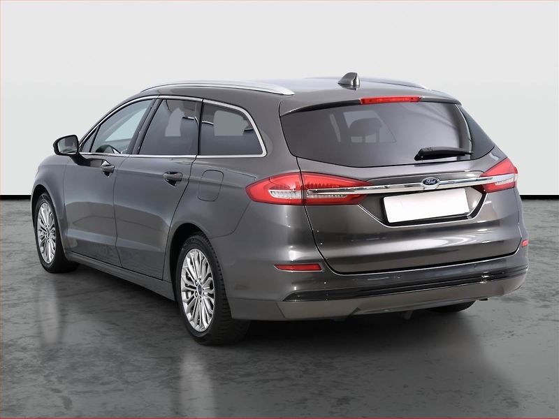 Ford Mondeo (2022) Titanium 2.0 EcoBlue, Automat - fotka 4 z 21