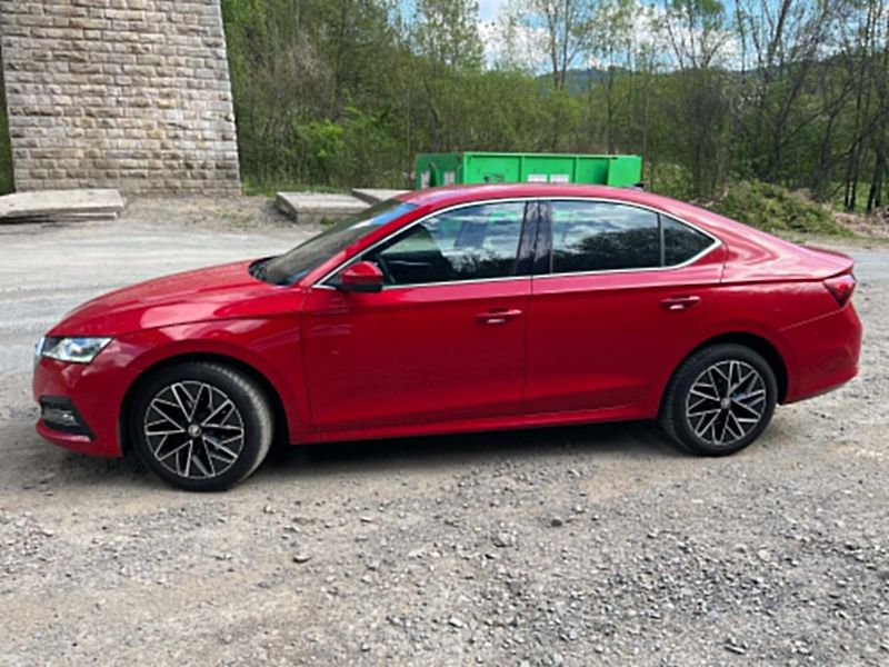 Škoda Octavia (2022) - fotka 2 z 12