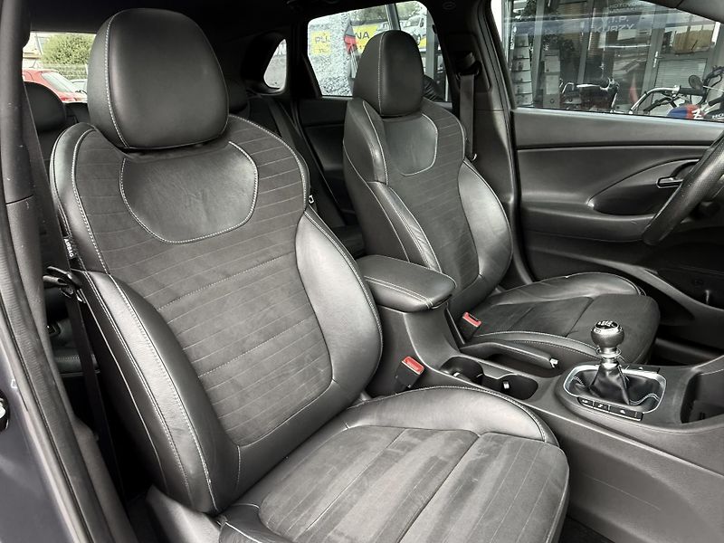 Hyundai i30 2,0 T-GDI N Performance 275PS  - fotka 21 z 47