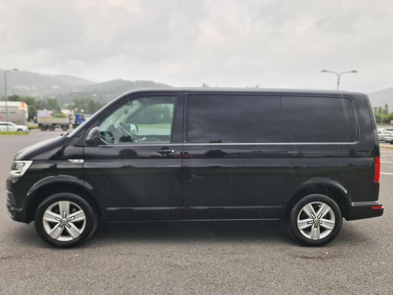 Volkswagen Transporter (2016)  CARAVELLE T6 2.0 TDi OLOMOUC - fotka 2 z 86