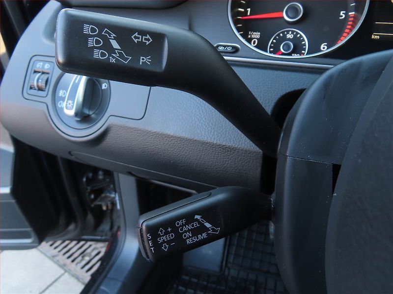 Volkswagen Passat (2013) 1.6 TDI, Serv.kniha, Navi - fotka 21 z 21