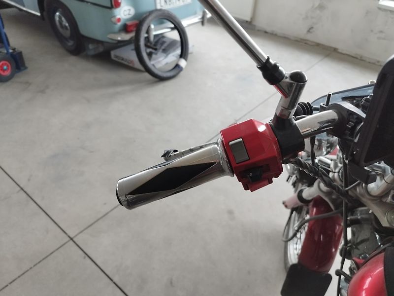 Yamaha XV 535 Virago (1994) 535 34KW KUFRY PADÁKY NOVÁ STK - fotka 12 z 14