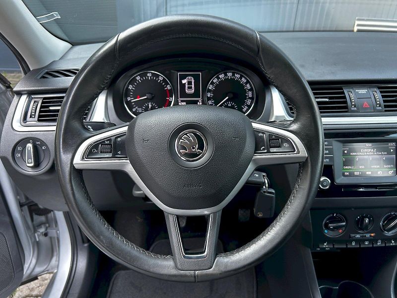 Škoda Rapid (2017) 1.2 TSI 81kW MP5 Ambition - fotka 8 z 32