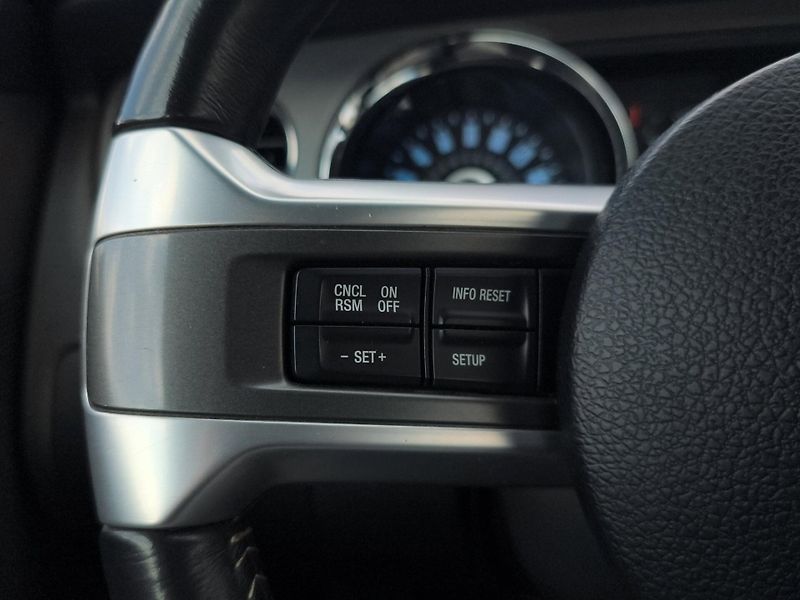 Ford Mustang (2014) V6 3.7 227kW A/T - fotka 11 z 23