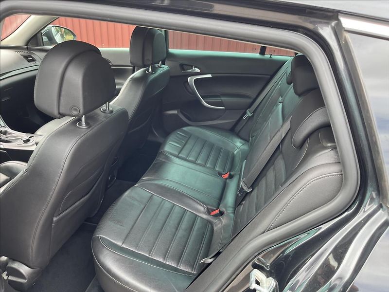 Opel Insignia 2,0 CDTi KLIMA SERVIS ROZVODY - fotka 13 z 44