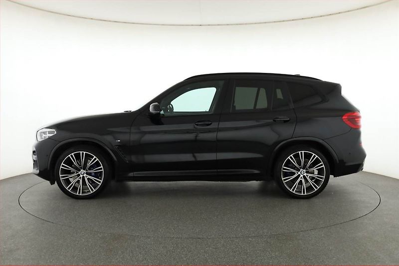 BMW X3 (2018) M Sport xDrive30d - fotka 3 z 21