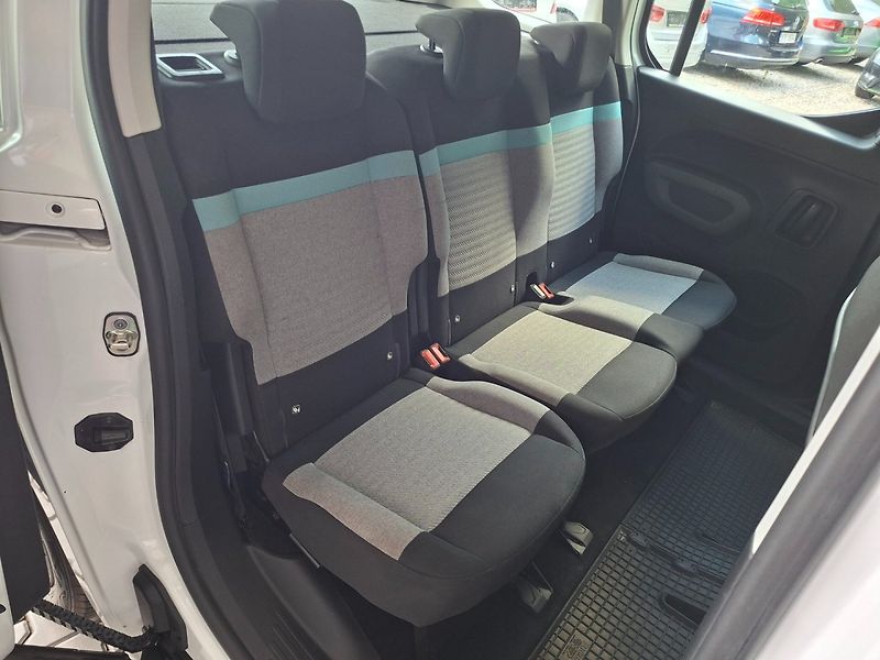Citroën Berlingo (2020) 1.5HDi 75kW FEEL-NOVÉ ČR-DPH - fotka 32 z 39