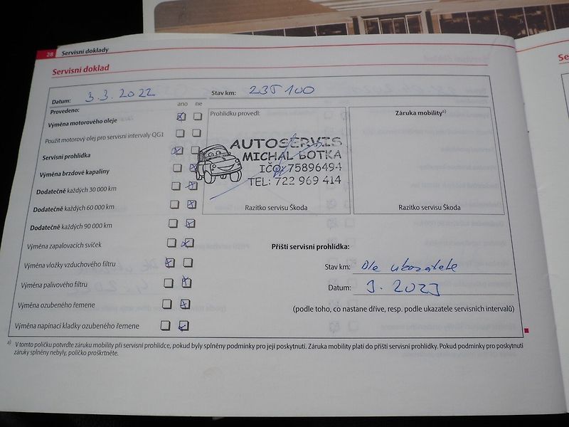 Škoda Octavia (2008) 1.9 TDI, 77 kW - fotka 31 z 42