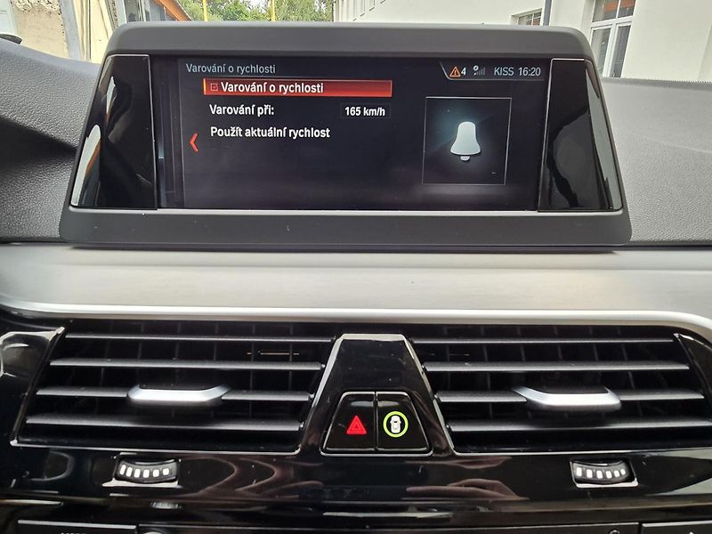 BMW Řada 5 185kW XDRIVE LUXURY - DPH - fotka 36 z 47