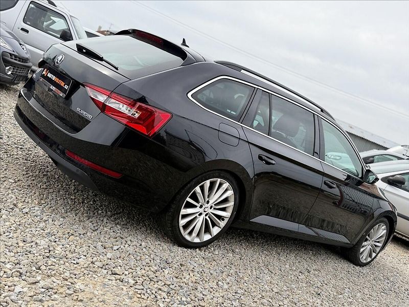 Škoda Superb 2,0 140kW DSG NAVI EL.KUFR - fotka 5 z 34