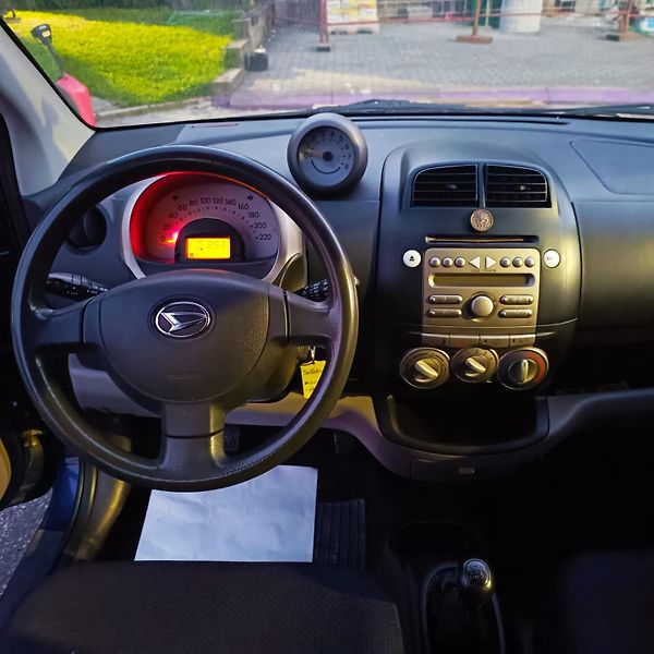 Daihatsu Sirion 1.3i/64kW, 4x4 - fotka 12 z 12