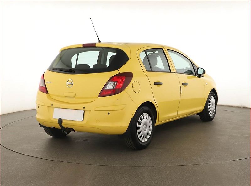 Opel Corsa (2015) 1.2, Park. senzory - fotka 5 z 12