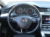 Volkswagen Passat (2019) 2.0 TDI, Tempomat - náhled 17